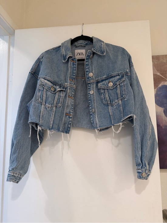 Zara Jackets & Blazers - ZARA Light Blue Cropped Distressed Denim Jacket